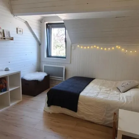 Vakantiehuis Charming House In 400m From The
