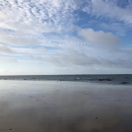 Hébergement de vacances Charming House In Near The *