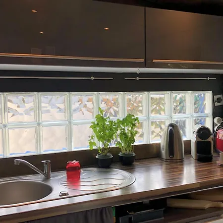 Charming House In Near The Hébergement de vacances